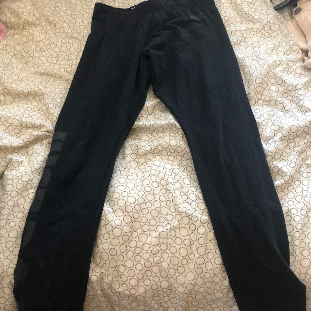 Black nike leggings